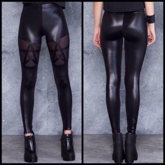 Occult Pentagram Cut Out Leggings - Picture 2 of 8